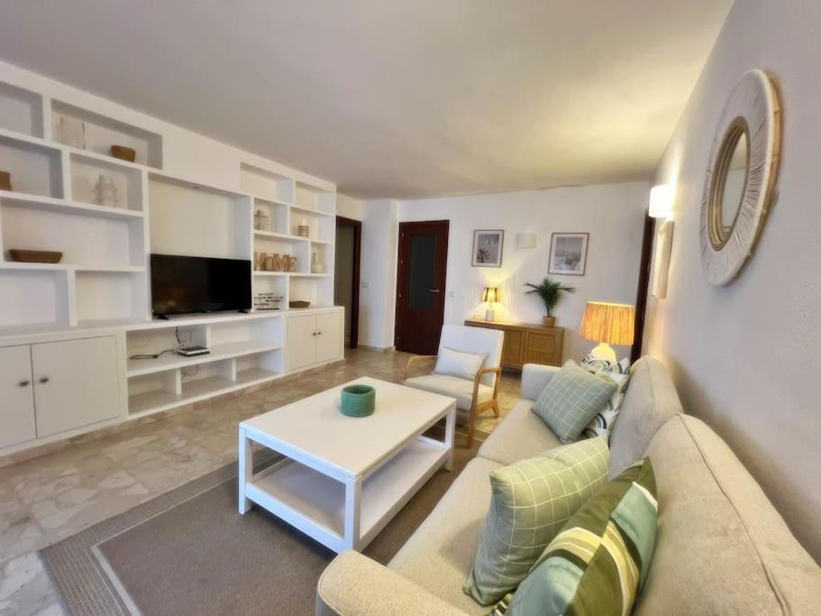 Magnifico Y Amplio Apartamento Con Terraza Fuengirola Extérieur photo