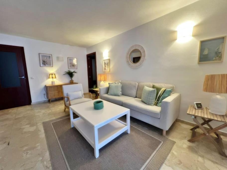 Magnifico Y Amplio Apartamento Con Terraza Fuengirola Extérieur photo